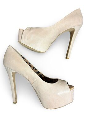 Jessica Simpson Blush Cream Peep-Toe Platform Heels